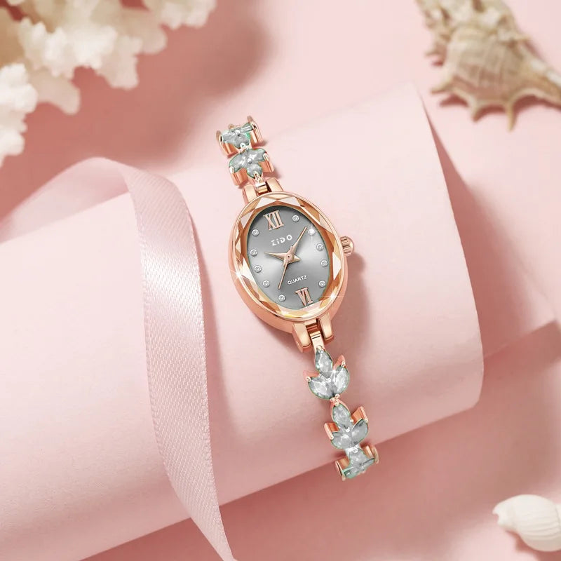Reloj para Mujer: Lujo Casual con Diamantes y Trébol