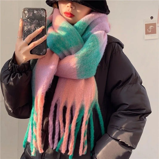 Bufanda Chal a Cuadros – Suave, Cálida y Elegante