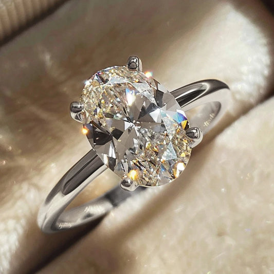 Anillo Solitario de Plata 925 con Circonita Ovalada