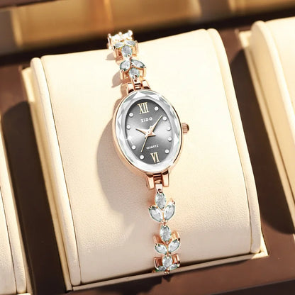 Reloj para Mujer: Lujo Casual con Diamantes y Trébol