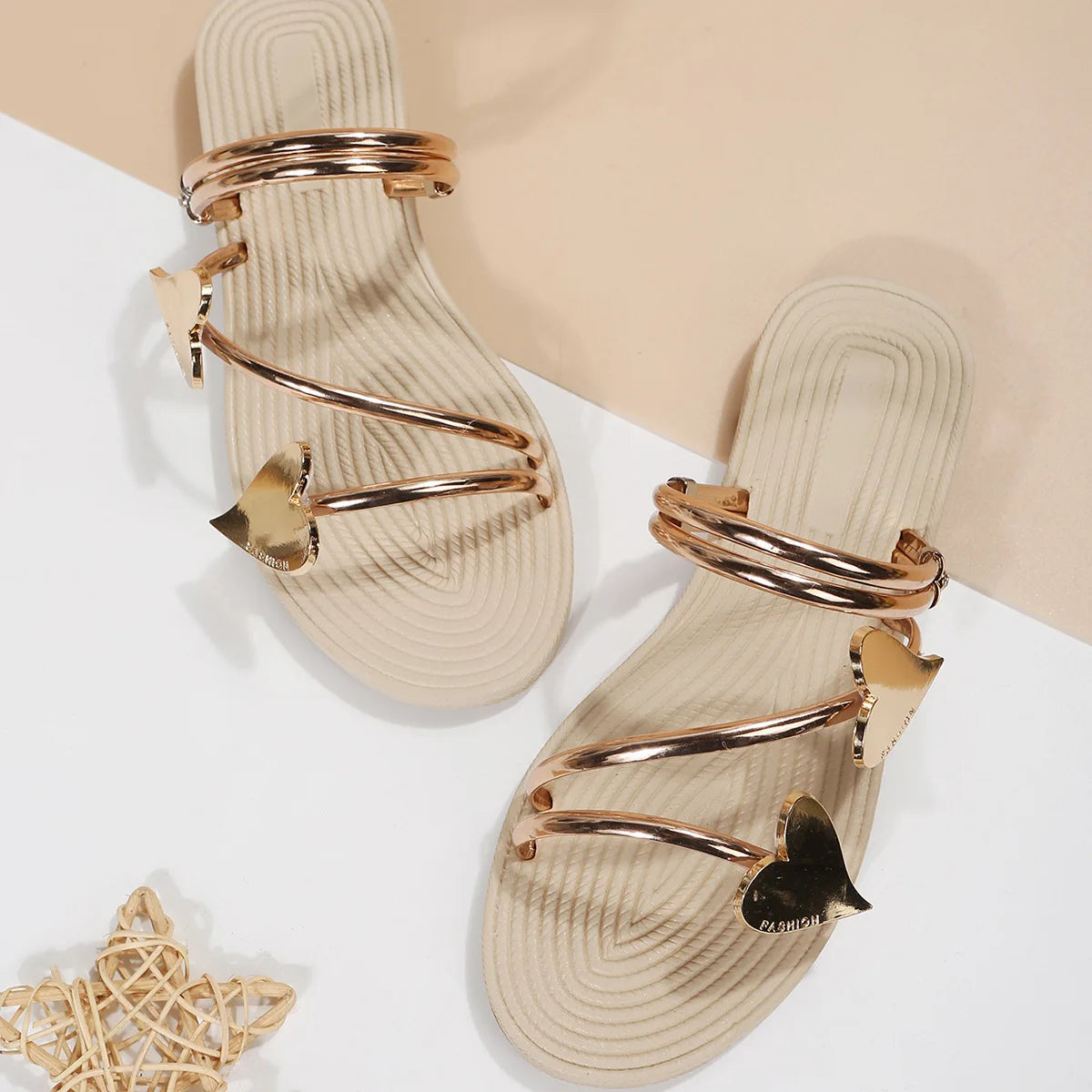 Sandalias Planas con Corazón (35-43)