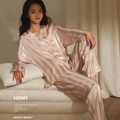 Conjunto de Pijama de Seda Satinada a Rayas
