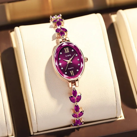 Reloj para Mujer: Lujo Casual con Diamantes y Trébol