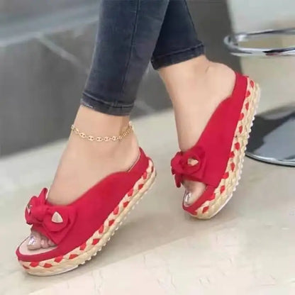 New Comfortable and Fashionable Sandals