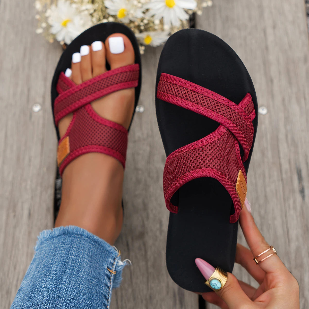 Sandalias Planas Deportivas para Mujer – Diseño Ligero y Versátil