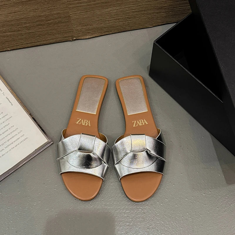 Sandalias Planas con Tiras Entrelazadas