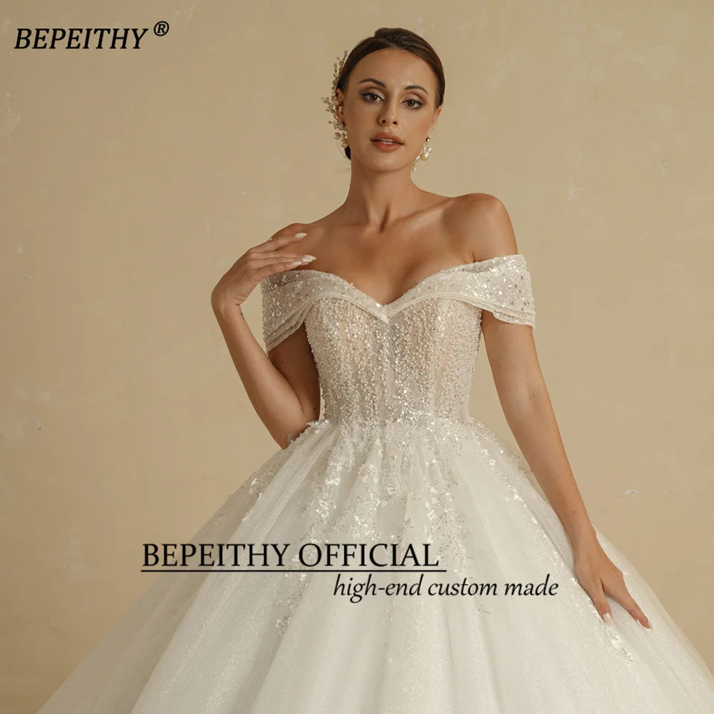 Vestido de Novia Princesa con Apliques y Pedrería