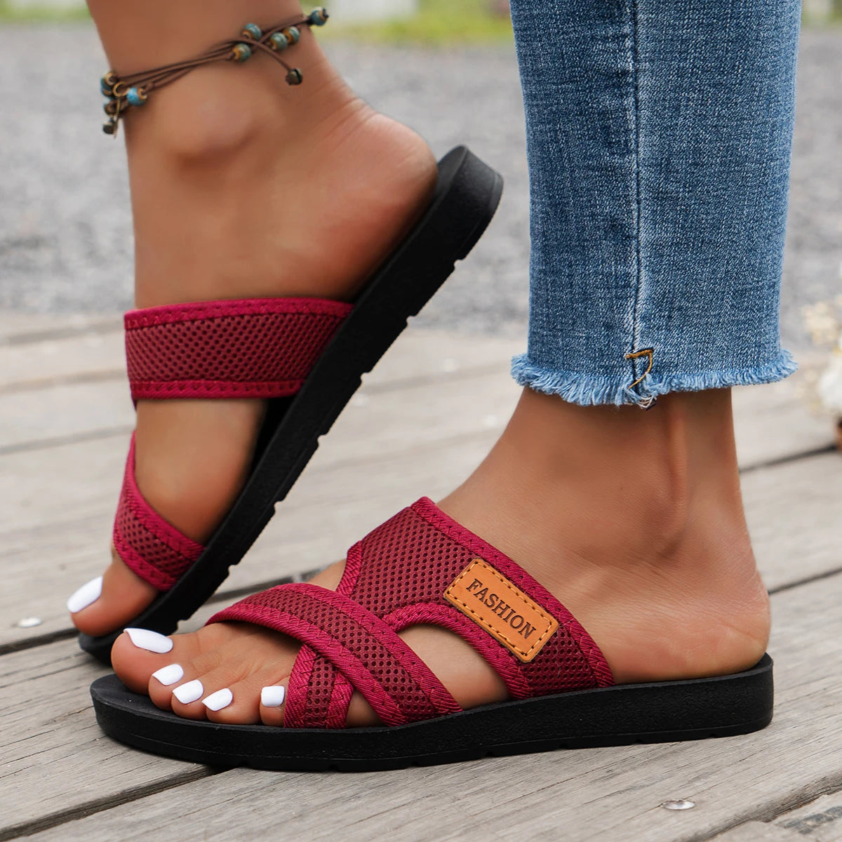 Sandalias Planas Deportivas para Mujer – Diseño Ligero y Versátil