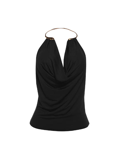 Blusa Halter con Cuello Drapeado y Detalle Metálico