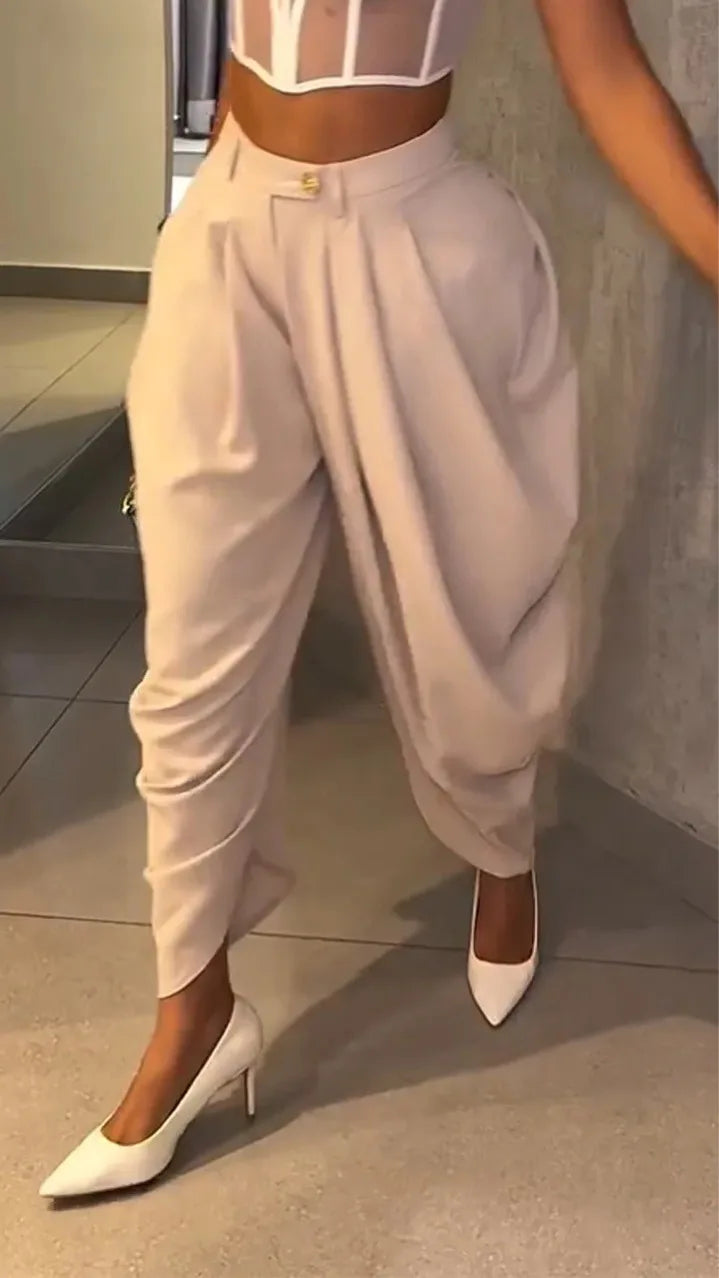 Pantalón de Cintura Alta – Corte Moderno y Caída Fluida