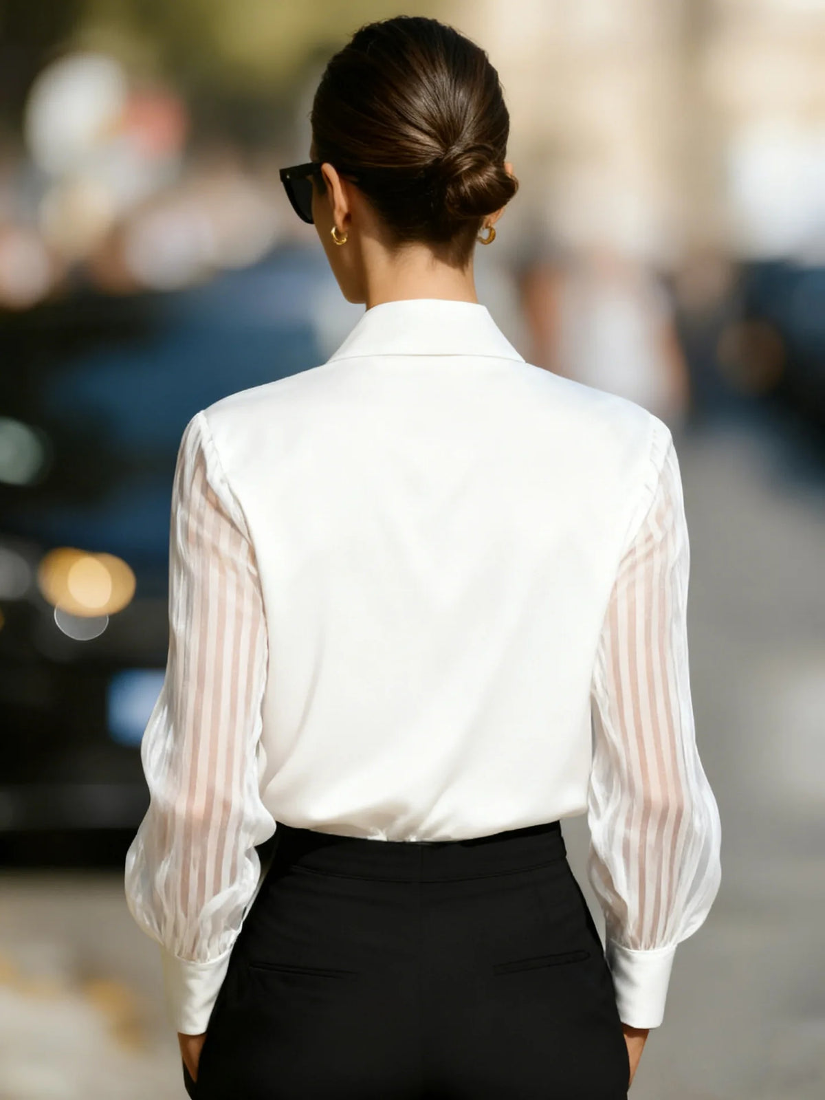 Blusa Elegante Satinada con Mangas Abullonadas y Transparencias
