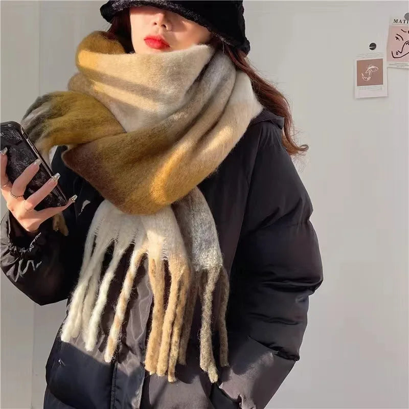 Bufanda Chal a Cuadros – Suave, Cálida y Elegante
