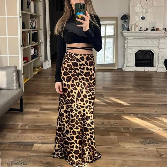 Falda Midi de Satén con Estampado Leopardo