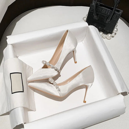Zapatos de Tacón Satinados con Perlas