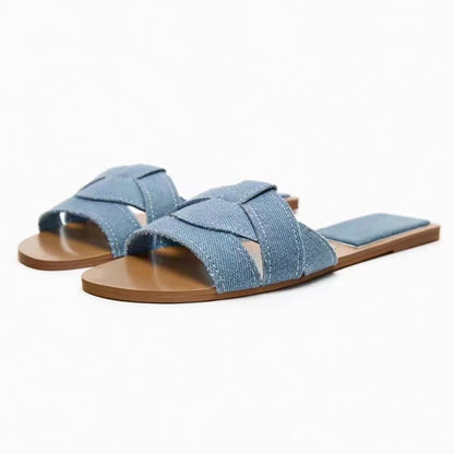Sandalias Planas con Tiras Entrelazadas