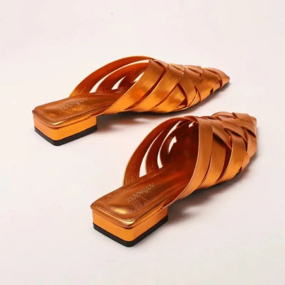 Sandalias Mules Trenzadas de Punta Fina para Mujer