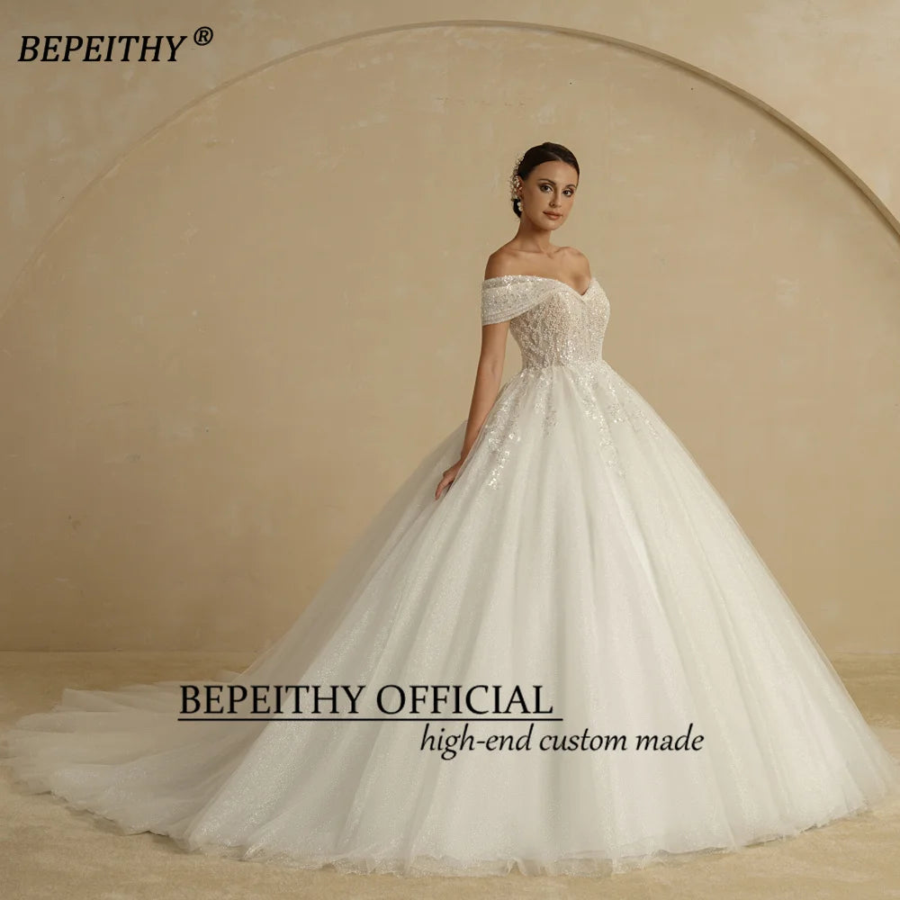 Vestido de Novia Princesa con Apliques y Pedrería