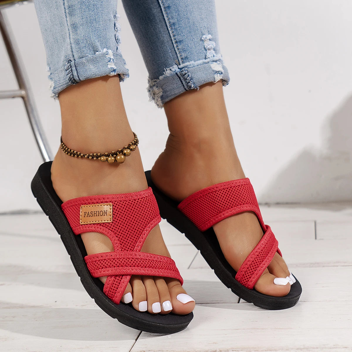 Sandalias Planas Deportivas para Mujer – Diseño Ligero y Versátil