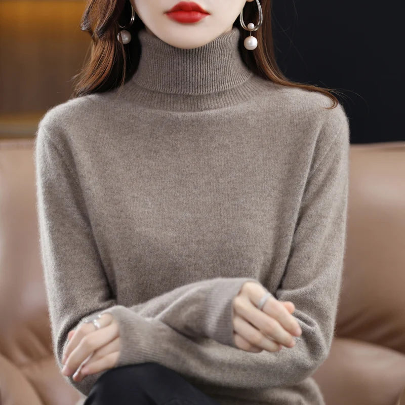 Suéter de Lana Merino 100% – Cuello Alto Elegante