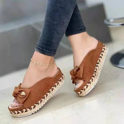 New Comfortable and Fashionable Sandals