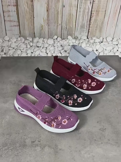 Zapatillas Planas Bordadas